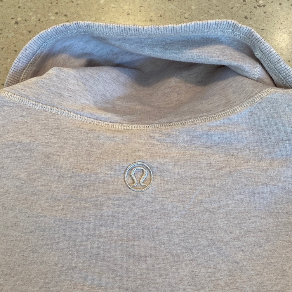 Lululemon Rest Day pullover - Picture 5 of 7